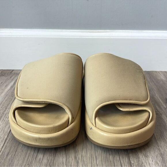 Gia Borghini Chunky Slide Stitched Puffy Sandals Yellow Cream - Picture 6 of 9